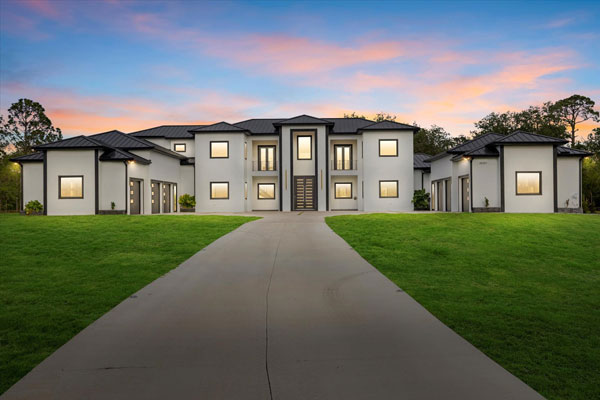 Contemporary mansion for sale in Foxwood, Panther Ridge, Manatee County